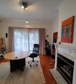 College Hill – Office Room Available