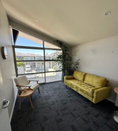 Room for Rent in Queenstown (Hourly, Half Day, Full Day)