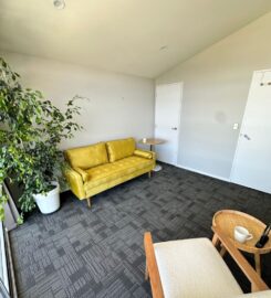 Room for Rent in Queenstown (Hourly, Half Day, Full Day)