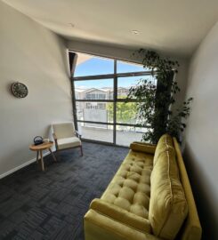 Room for Rent in Queenstown (Hourly, Half Day, Full Day)