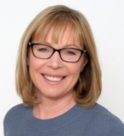 Family therapy group supervision