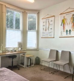 Large sunny therapy room available for weekly rent in Parnell