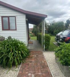 Halswell Road Clinic room for rent