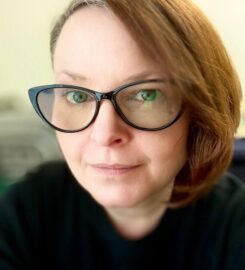 Sarah Wilson – Creative Arts Therapy