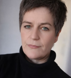 Cynthia Crosse