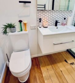Affordable rooms available in established Ponsonby practice