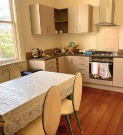 Beautiful and cosy practice room for rent on upper Willis Street