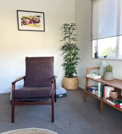 Sunny therapy room for rent in Milford