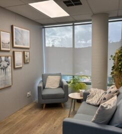 Bright and private therapy room for rent