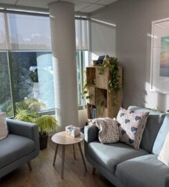 Bright and private therapy room for rent