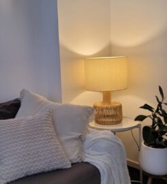 Therapy room for rent