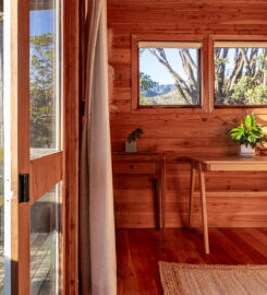 Retreat-Style Therapy Cabin for Hire – Paekākāriki