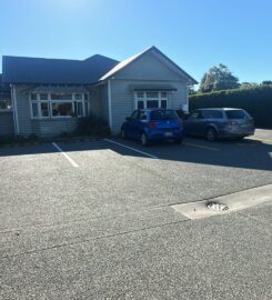 Halswell Road Clinic room for rent