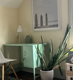 Therapeutic room available for rent on Tuesdays