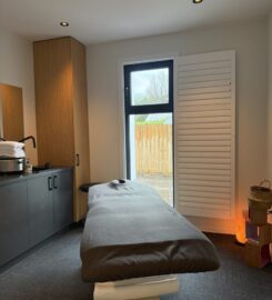 Professional Therapy Room Available in Established Allied Health Clinic