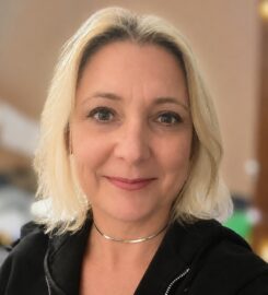 Dr Rita Csako