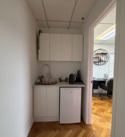 Versatile studio and group room in Sunnynook